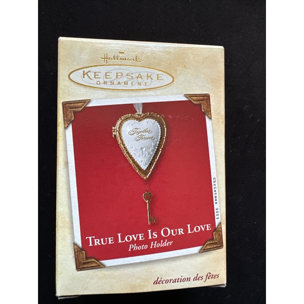 New Hallmark Keepsake Ornament TRUE LOVE IS OUR LOVE‎  Porcelain 2002 Sealed
